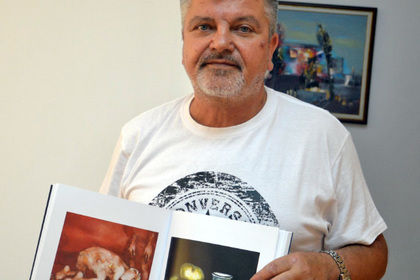 Slikar Ivan Milushev bo predstavil Bolgarijo na festivalu Mini Castra v Sloveniji